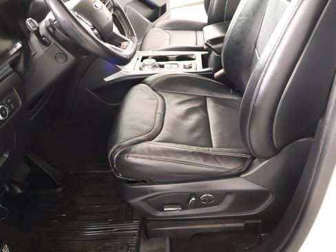 Used 2020 Ford Explorer ST w/ ST High-Performance Pack image 12