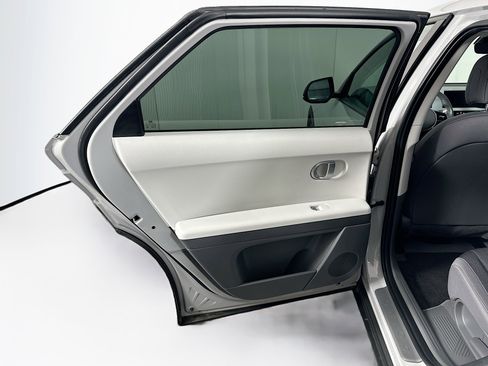 Used 2024 Hyundai Ioniq 5 SEL image 26