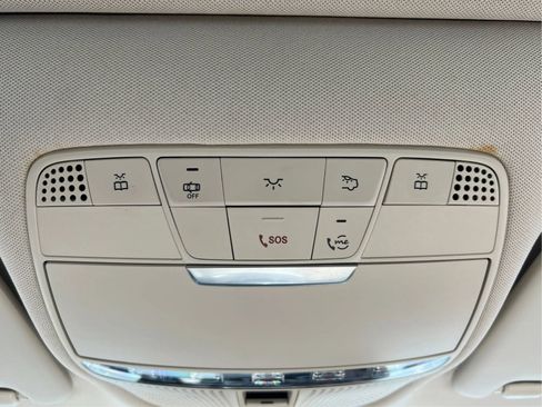 Used 2020 Mercedes-Benz C 300 4MATIC Sedan image 41