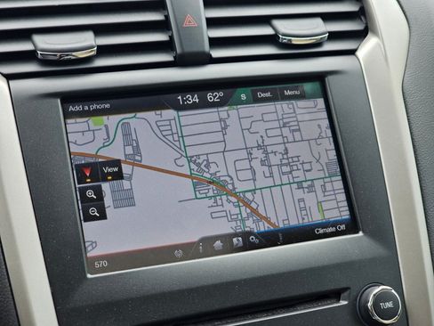 Used 2013 Ford Fusion SE FWD image 7
