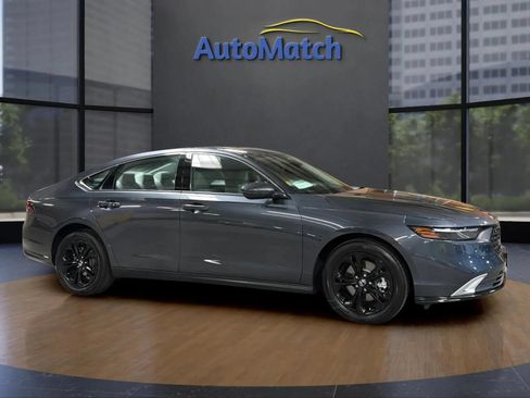 Used 2026 Honda Accord EX-L image 13