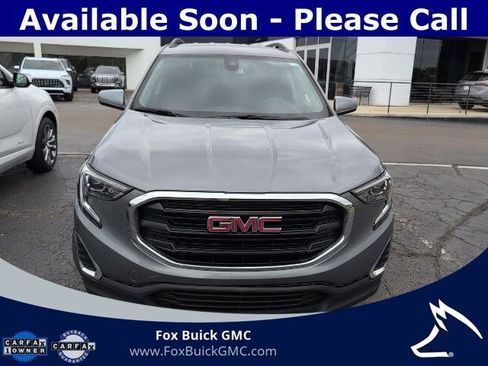 Used 2020 GMC Terrain SLE w/ Driver Convenience Package FWD image 2