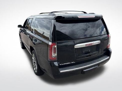 Used 2016 GMC Yukon XL Denali w/ Open Road Package AWD/4WD image 4