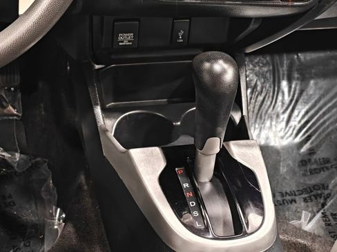 Used 2019 Honda Fit LX image 8