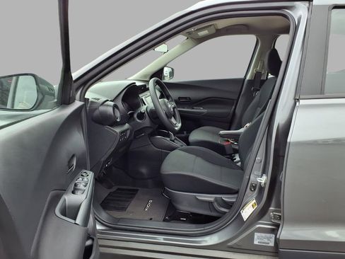 Used 2025 Nissan Kicks Play S FWD image 22