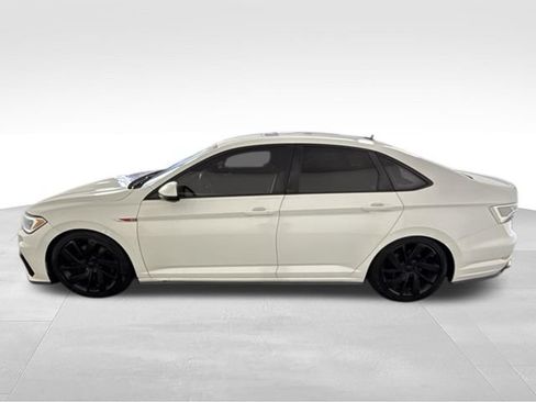 Used 2021 Volkswagen Jetta GLI FWD image 4