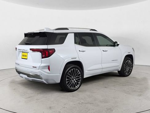 Used 2026 GMC Terrain Denali AWD/4WD image 5