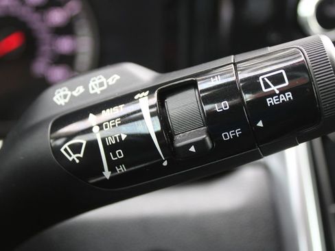 Certified 2023 Kia Sorento EX image 36