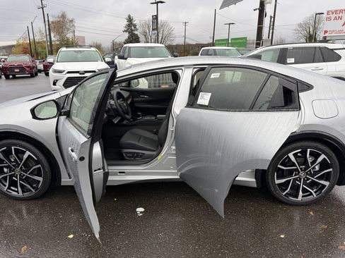 New 2026 Toyota Prius Plug-In Hybrid image 28