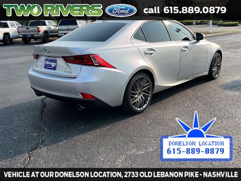 Used 2015 Lexus IS 250 RWD image 9