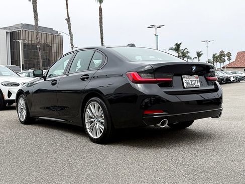 Used 2023 BMW 330i Sedan w/ Driving Assistance Package RWD image 5