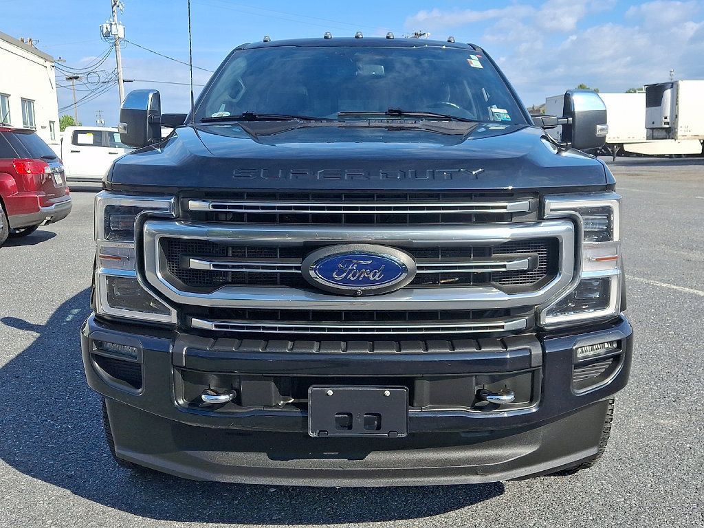 Used 2022 Ford F350 Platinum AWD/4WD image 2