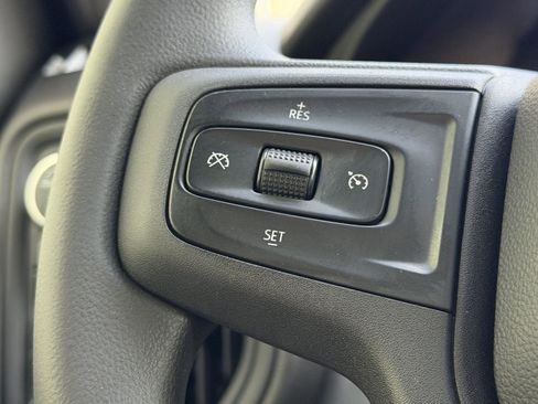 Used 2021 Chevrolet Silverado 1500 Custom image 16