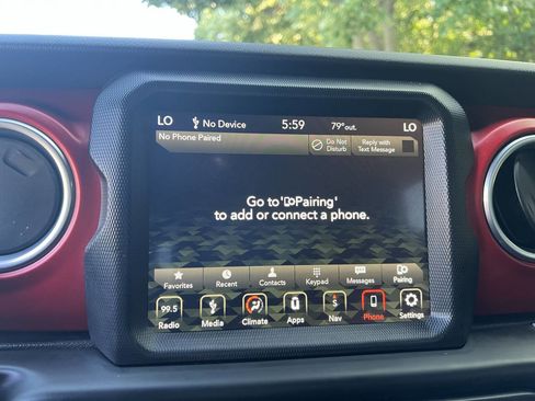 Used 2018 Jeep Wrangler Unlimited Rubicon image 37