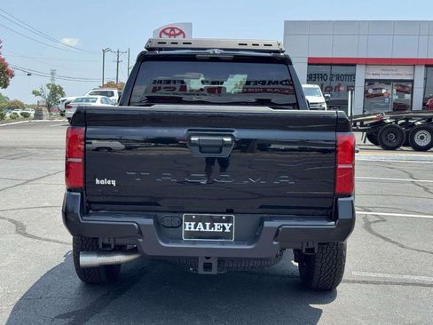 Used 2026 Toyota Tacoma TRD Off-Road AWD/4WD image 23