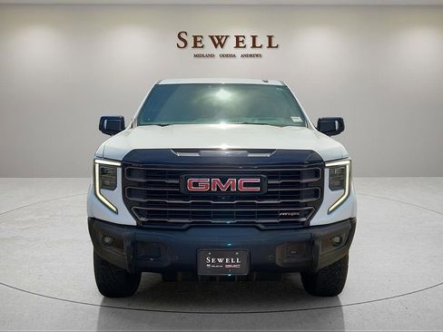 Used 2023 GMC Sierra 1500 AT4X AWD/4WD image 8
