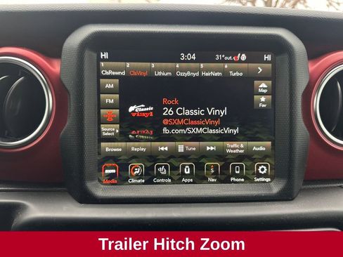 Used 2022 Jeep Gladiator Rubicon w/ Cold Weather Group image 21