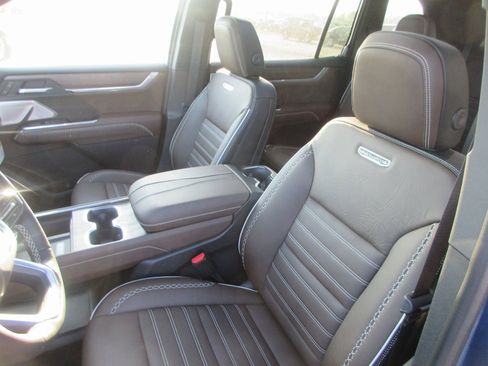 New 2026 GMC Acadia Denali Ultimate image 12