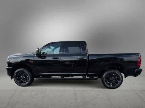 New 2026 RAM 2500 Laramie AWD/4WD image 5