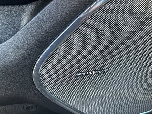 Used 2025 RAM 1500 Laramie w/ Night Edition image 14