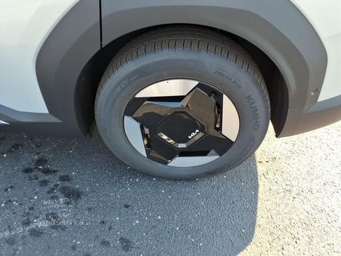 New 2026 Kia EV9 Wind image 10