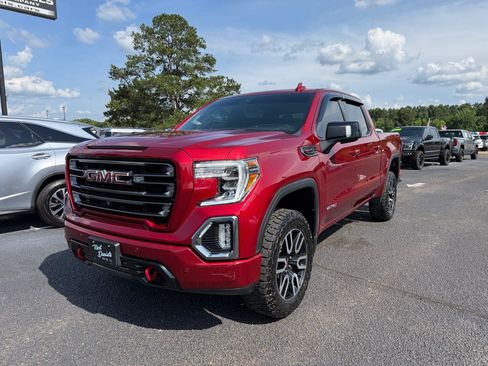 Used 2022 GMC Sierra 1500 AT4 w/ AT4 Premium Package AWD/4WD image 2