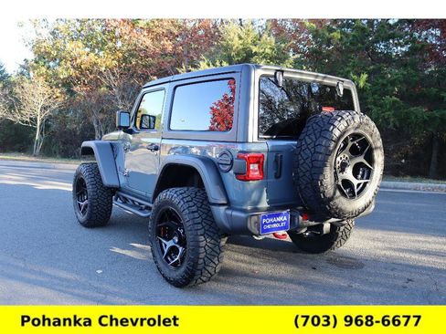 Used 2024 Jeep Wrangler Rubicon w/ Technology Group image 5