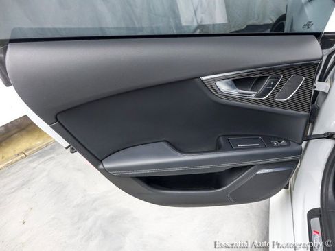 Used 2016 Audi RS 7 Prestige image 29