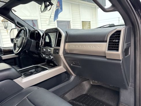 Used 2022 Ford F250 Lariat w/ Tremor Off-Road Package image 52