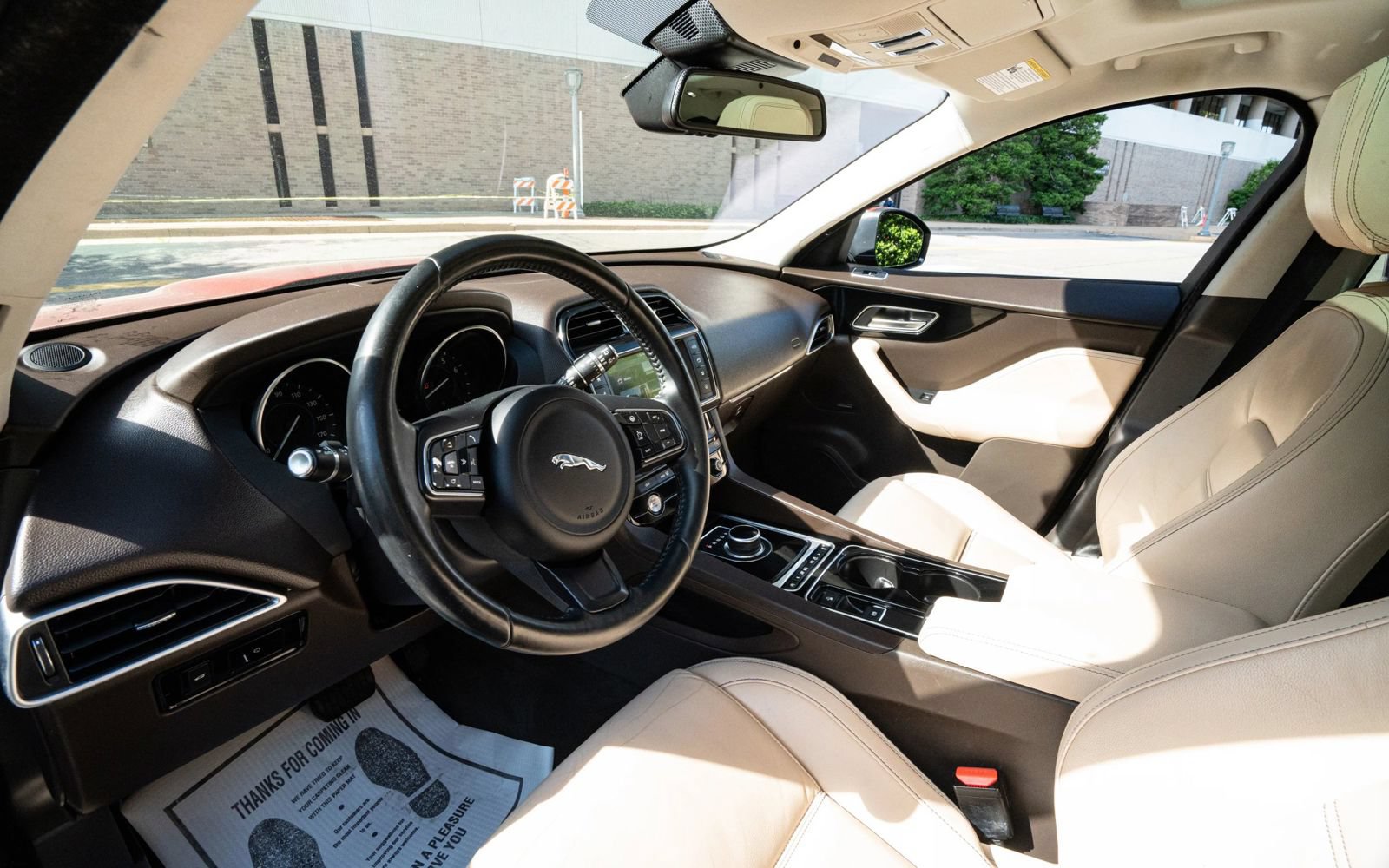 Used 2017 Jaguar F-PACE Prestige AWD/4WD image 19
