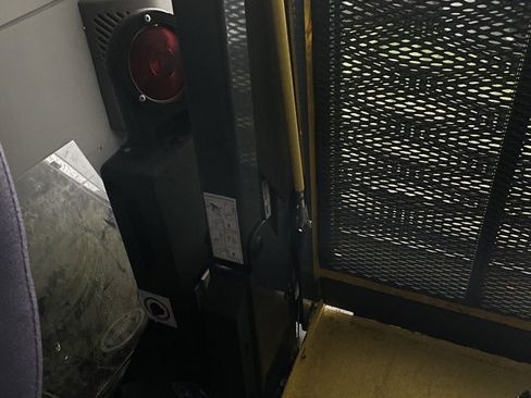 Used 2008 Dodge Sprinter 3500 w/ Window Group Iv Fixed Glass image 13