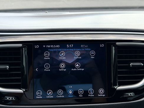 Used 2020 Chrysler Pacifica Touring-L w/ S Appearance Package FWD image 22