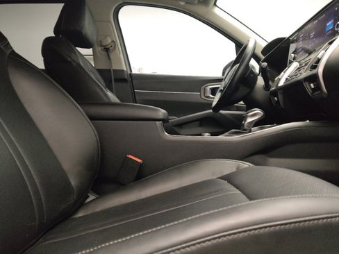 Used 2023 Kia Sorento EX w/ Panoramic Sunroof Package FWD image 21