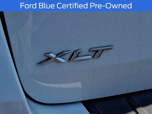 Used 2020 Ford Explorer XLT w/ Equipment Group 202A AWD/4WD image 35