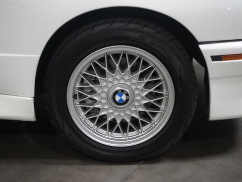 Used 1991 BMW M3 Coupe image 13