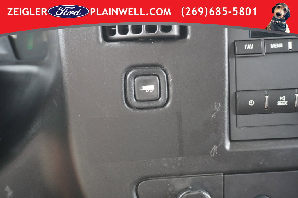 Used 2025 GMC Savana 2500 w/ Driver Convenience Package RWD image 18