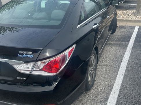 Used 2014 Hyundai Sonata Limited w/ Panoramic Sunroof Package 02 image 4