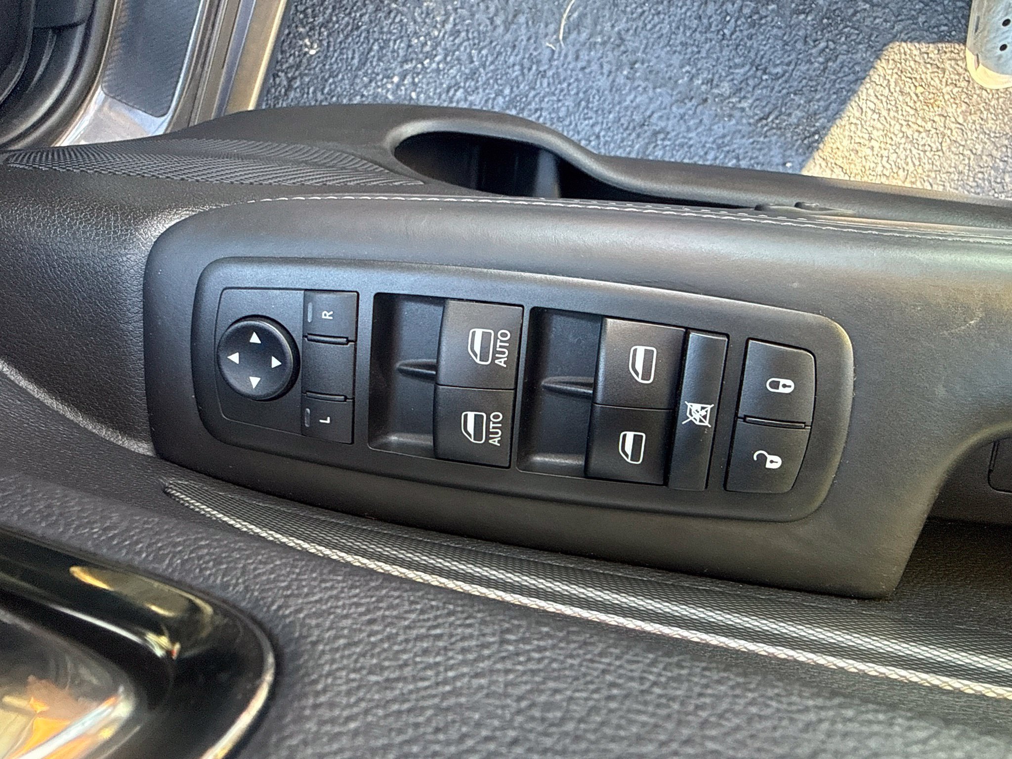 Used 2020 Dodge Durango R/T RWD image 18