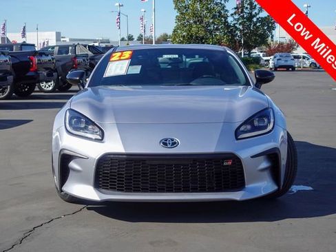 Certified 2023 Toyota GR86 image 3