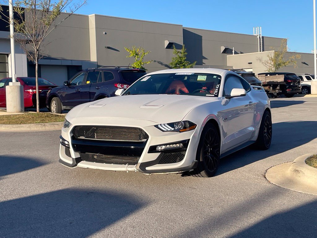 Used 2022 Ford Mustang GT Premium w/ GT Performance Package RWD image 3