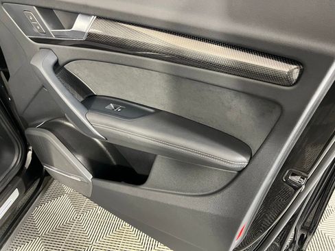 Used 2023 Audi SQ5 Premium Plus w/ Premium Plus Package image 36