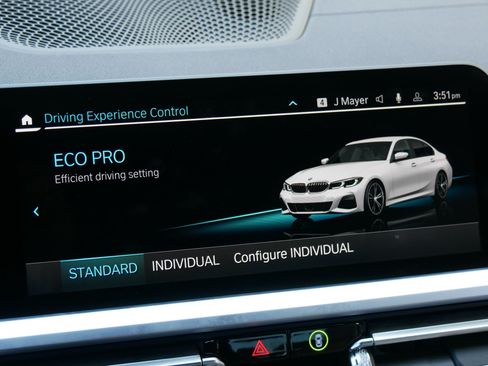 Used 2019 BMW 330i Sedan w/ M Sport Package RWD image 32