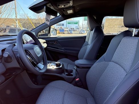 Used 2026 Toyota bZ XLE Plus image 14