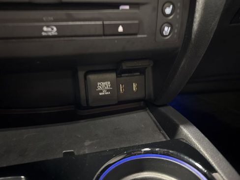 Used 2017 Honda Pilot Elite image 22