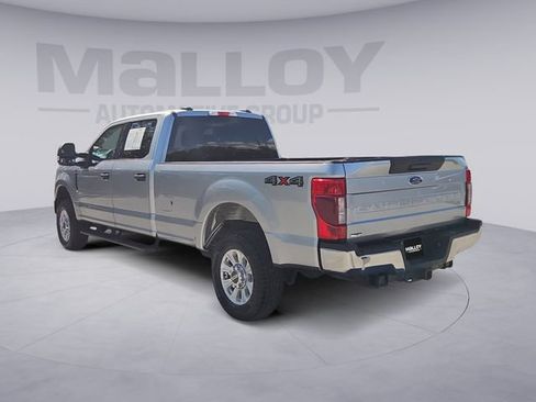 Used 2022 Ford F250 XLT AWD/4WD image 3