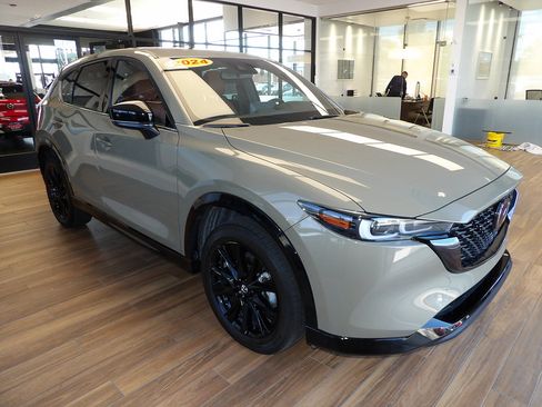 Certified 2024 MAZDA CX-5 Carbon Edition AWD/4WD image 3