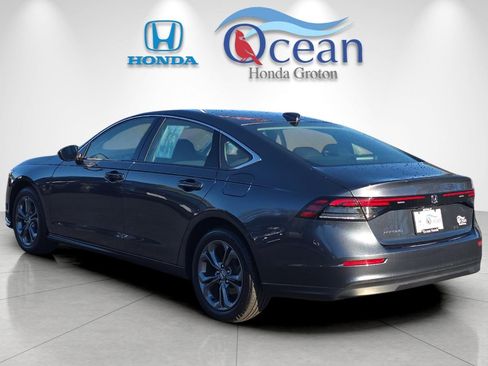 Used 2023 Honda Accord EX image 6