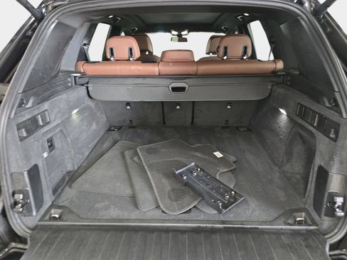 Used 2019 BMW X5 xDrive50i w/ M Sport Package image 30