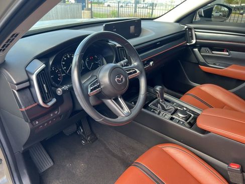 Used 2023 MAZDA CX-50 Meridian Edition w/ Apex Package AWD/4WD image 5