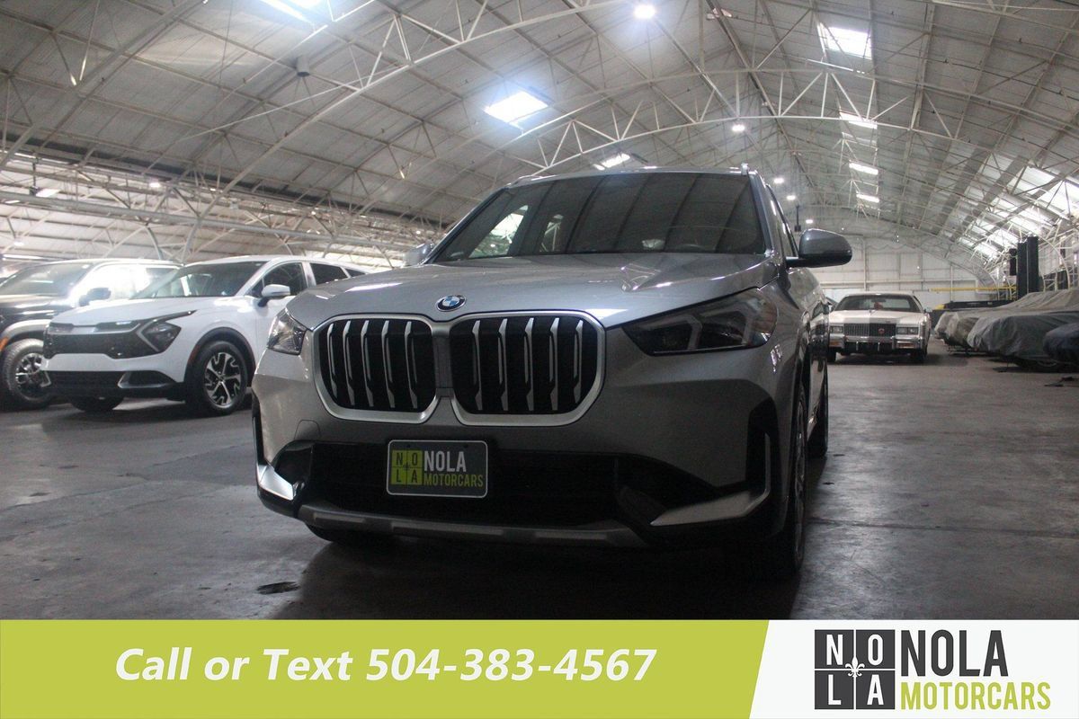 Used 2026 BMW X1 xDrive28i AWD/4WD image 3